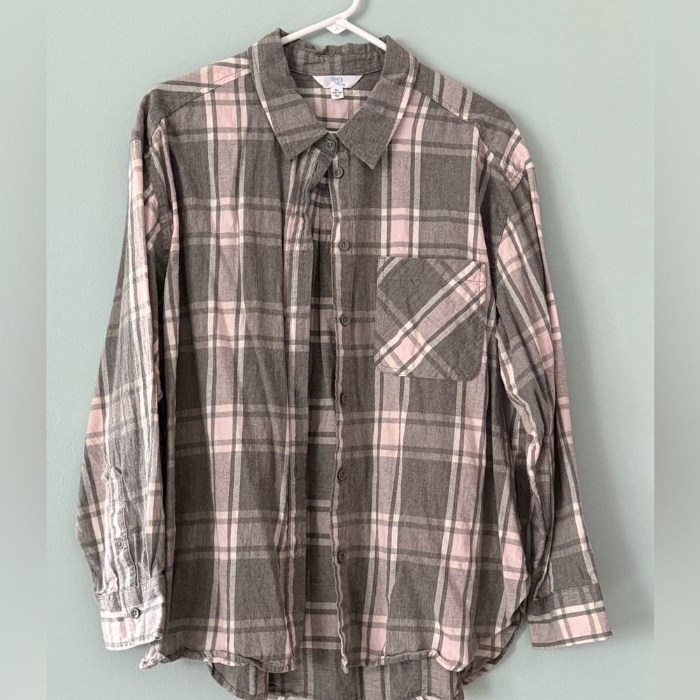 Gray and Pink Plaid Button-Up Shirt